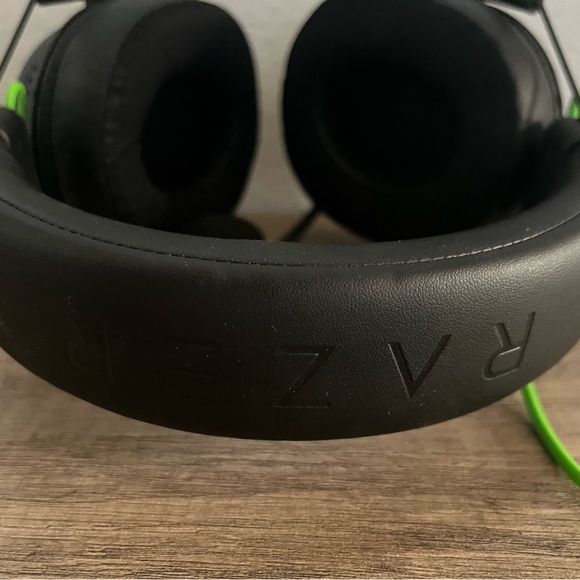 Razor headset - Picture 3 of 3